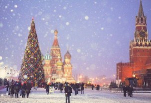 27-beautiful-photos-of-Christmas-in-Moscow-Russia-13